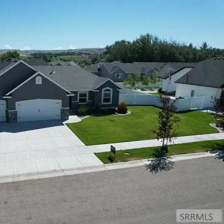 Image 4 - 4729 Porter Drive, Ammon, ID 83406, USA - House for sale