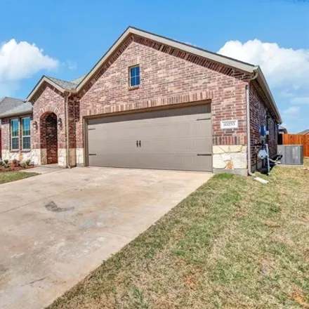 Rent this 4 bed house on Fountain Gate Street in Providence Village, Denton County