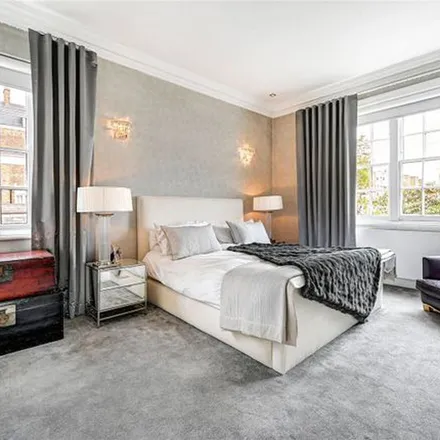 Image 1 - 33 Chesham Place, London, SW1X 8HB, United Kingdom - Townhouse for rent
