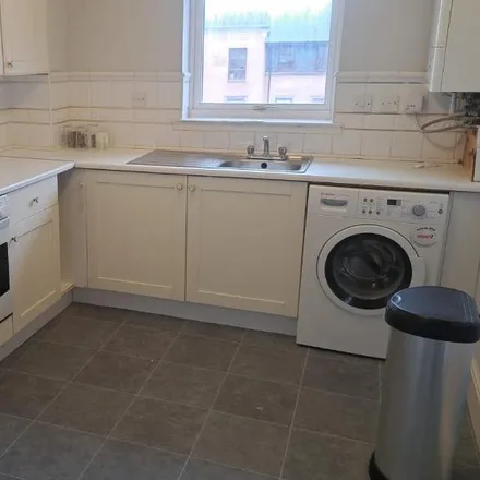 Rent this 2 bed apartment on Errol Gardens in Hutchesontown, Glasgow