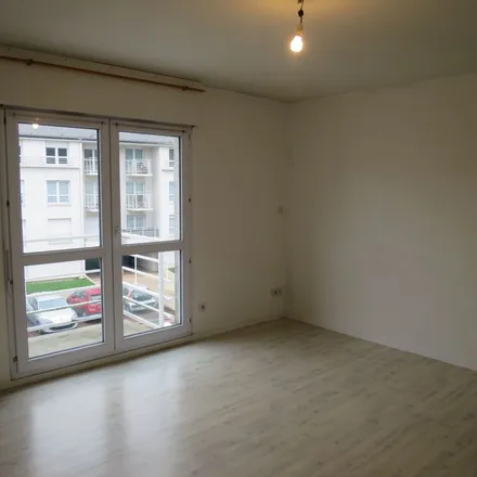Rent this 1 bed apartment on 56 bis Route d'Angers in 49000 Écouflant, France