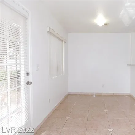 Image 8 - 2501 Citruswood Court, Las Vegas, NV 89106, USA - Townhouse for rent