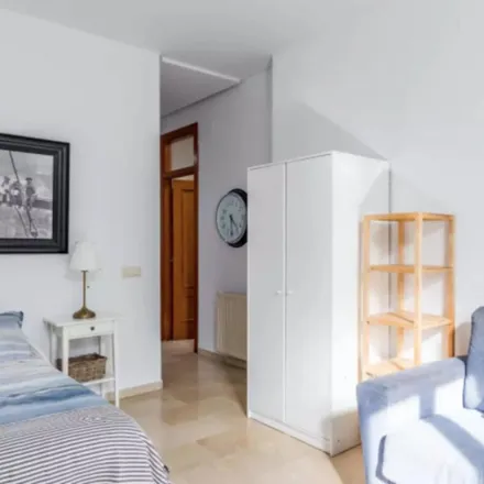 Rent this 1 bed apartment on Montmarte in Carrer de Sant Martí, 46001 Valencia