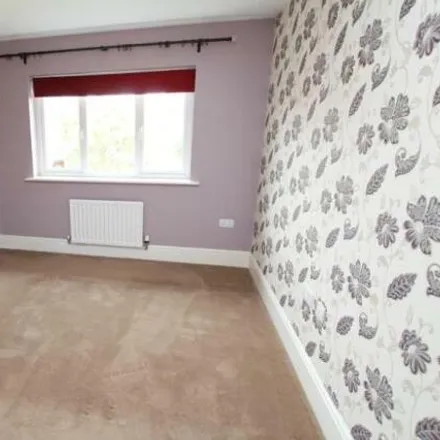 Image 5 - 8 Tinding Drive, Bristol, BS16 1FS, United Kingdom - House for rent