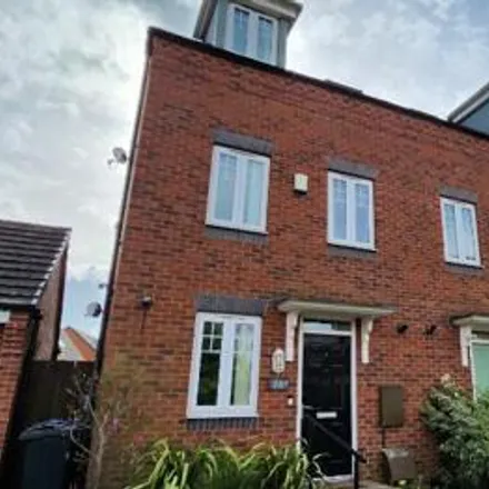 Buy this 3 bed house on 39 Kyngston Road in West Bromwich, B71 4DX