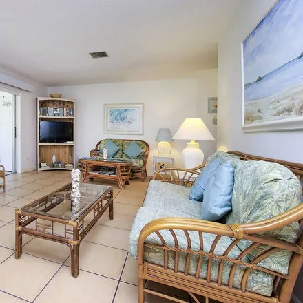 Rent this 2 bed townhouse on Sanibel