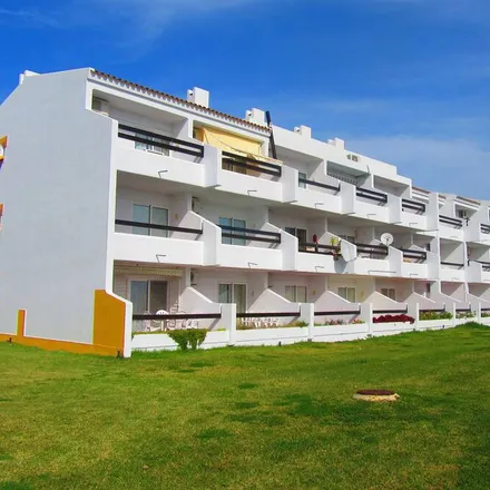 Image 5 - Polidesportivo Cabanas de Tavira, Bairro Humberto Simão, 8800-592 Tavira, Portugal - Apartment for rent