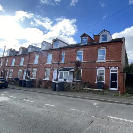 Rent this 3 bed duplex on Churston Court in 6;6a The City, Beeston