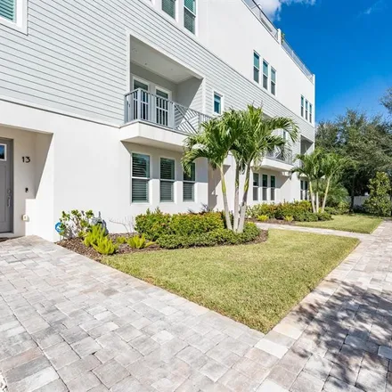 Buy this 3 bed townhouse on 2442 West Mississippi Avenue in Tampa, FL 33629