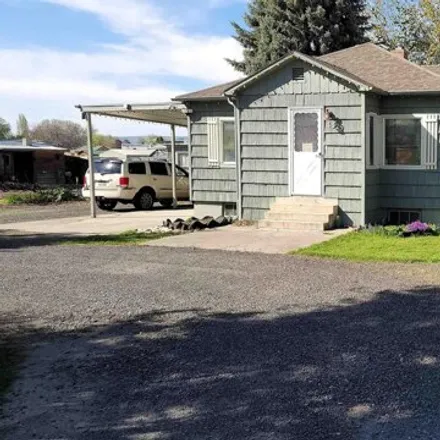 Buy this 3 bed house on Crosspoint Alliance Church in 1330 Powers Avenue, Lewiston