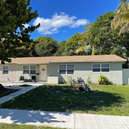 Buy this 4 bed house on 845 West Jasmine Drive in Lake Park, Palm Beach County