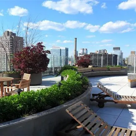 Image 7 - 525 West 52nd Street, New York, NY 10019, USA - Apartment for rent