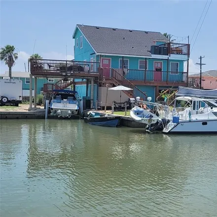 Image 1 - 500 North Sandpiper Street, Ingleside on the Bay, San Patricio County, TX 78362, USA - House for sale