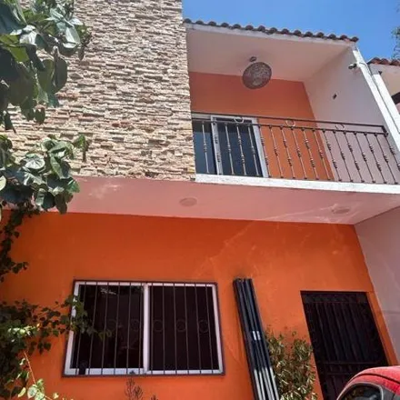 Buy this 2 bed house on Calle Vicente Guerrero in 62220 Cuernavaca, MOR