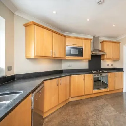 Image 5 - 67 Eton Avenue, London, NW3 3ET, United Kingdom - Apartment for sale