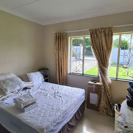 Image 4 - Old Transkei Road, Nahoon Valley, East London, 5210, South Africa - Apartment for rent
