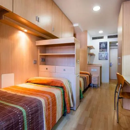Image 8 - Ronda del General Mitre, 24, 08001 Barcelona, Spain - Apartment for rent
