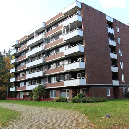 Rent this 3 bed apartment on Linbaneparken in Fabriksgatan, 745 32 Enköping