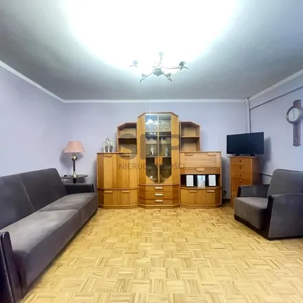 Buy this 3 bed apartment on Edwarda Dembowskiego 38 in 51-670 Wrocław, Poland