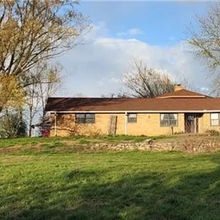 Buy this 5 bed house on 3299 Texas Road in Peoria, Franklin County