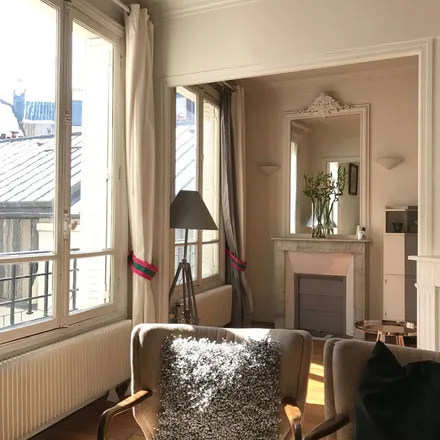 Image 2 - 39 Rue Ganneron, 75018 Paris, France - Apartment for rent