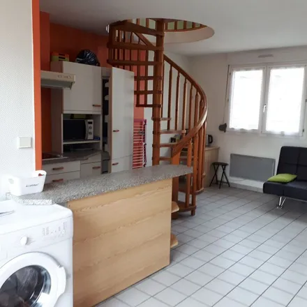 Rent this 2 bed apartment on 3 Rue du Commandant Debelle in 38000 Grenoble, France