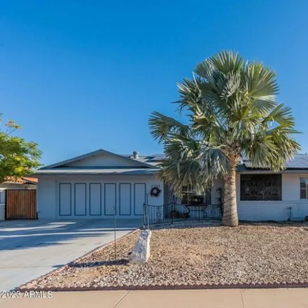Rent this 3 bed house on 17623 North Hitching Post Drive in Sun City, AZ 85373