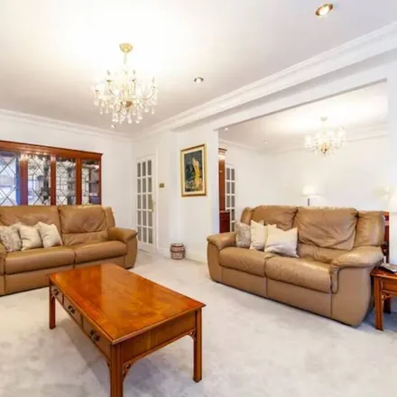 Rent this 3 bed apartment on London in NW3 5ED, United Kingdom