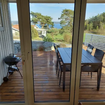 Rent this 3 bed apartment on Porsdalen in 471 62 Tjörns kommun, Sweden