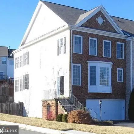Rent this 3 bed apartment on 18465 Montview Square in Leesburg, VA 20176