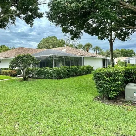 Buy this 2 bed house on 2505 Pin Oak Ct Unit 2505 in Palm Beach Gardens, Florida