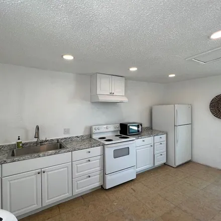 Rent this 3 bed apartment on 1399 South Washington Avenue in Valley Gardens, San Bernardino