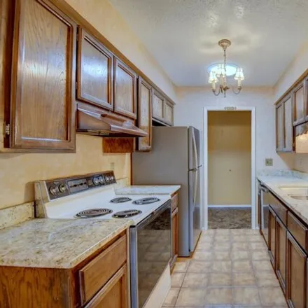 Image 8 - 12123 Palo Duro Avenue Northeast, Albuquerque, NM 87111, USA - House for sale