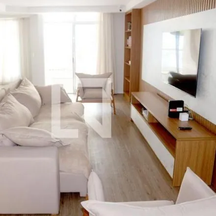 Rent this 5 bed apartment on Igreja Palavra da Fé in Rua Conselheiro Lafayette 443, Barcelona