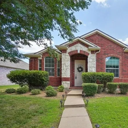 Buy this 3 bed house on 2715 Sugar Maple Dr in Wylie, Texas