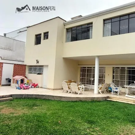 Buy this 5 bed house on Francisco de Paula Ugarriza Street 640 in Miraflores, Lima Metropolitan Area 15047