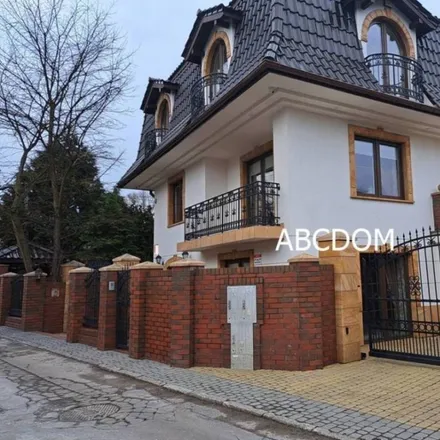 Buy this studio house on Zarzecze 84 in 30-134 Krakow, Poland
