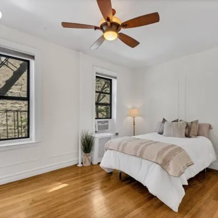 Image 2 - 24 Bennett Avenue, New York, NY 10033, USA - Apartment for sale