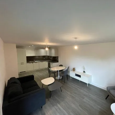 Rent this 1 bed apartment on Effra Hall Tavern in 38a Kellett Road, London
