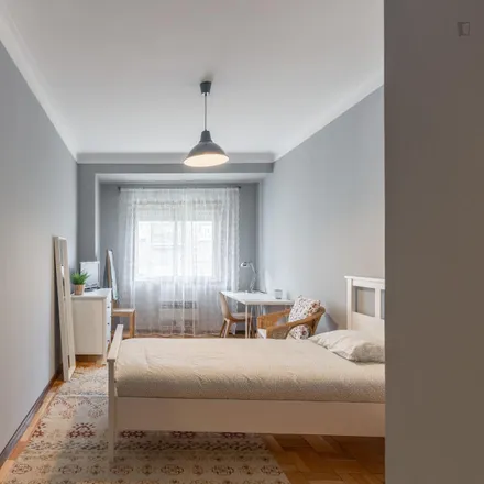Rent this 3 bed room on Climaestore in Rua de Faria Guimarães 715, 4200-191 Porto