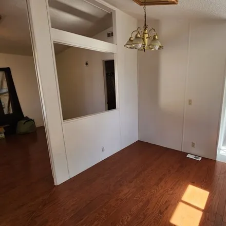 Image 7 - 3263 Eastcrest Road, West Valley City, UT 84120, USA - Apartment for sale
