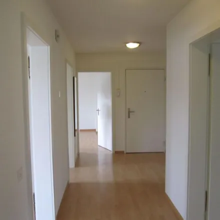 Image 5 - Seemattweg 3, 6403 Küssnacht (SZ), Switzerland - Apartment for rent