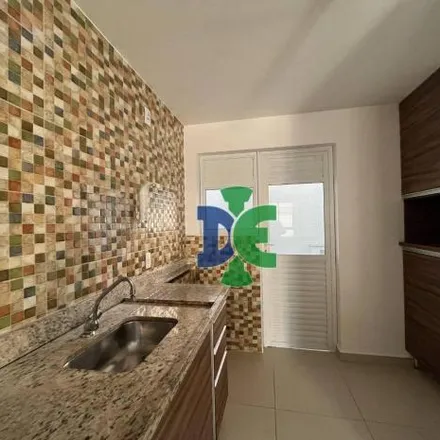 Buy this 3 bed house on Avenida Moriaki Ueno in Vila Guedes, Jacareí - SP
