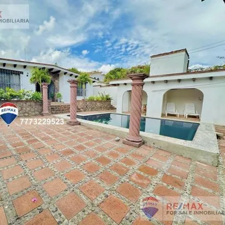 Buy this 3 bed house on Calle Río Mexapa in Lomas de Tzompantle, 62130 Cuernavaca