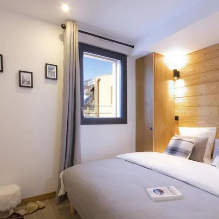Rent this 3 bed apartment on 38860 Les Deux Alpes