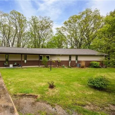 Image 1 - 10858 Fairview Drive, Effingham County, IL 62401, USA - House for sale