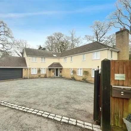Buy this 5 bed house on Golden Orb Wood in Binfield, RG42 4BW