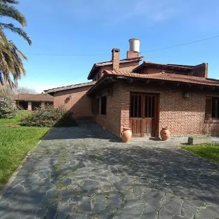 Buy this 5 bed house on Luís Dominguez 3799 in Partido de Morón, B1714 LVH Castelar