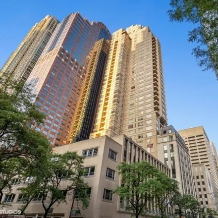 Buy this 3 bed condo on 666 North Michigan Avenue in Chicago, IL 60611