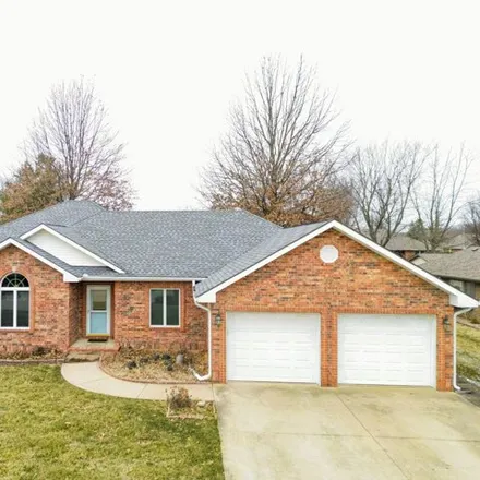 Buy this 3 bed house on 1535 S Meadow Ln in Bolivar, Missouri